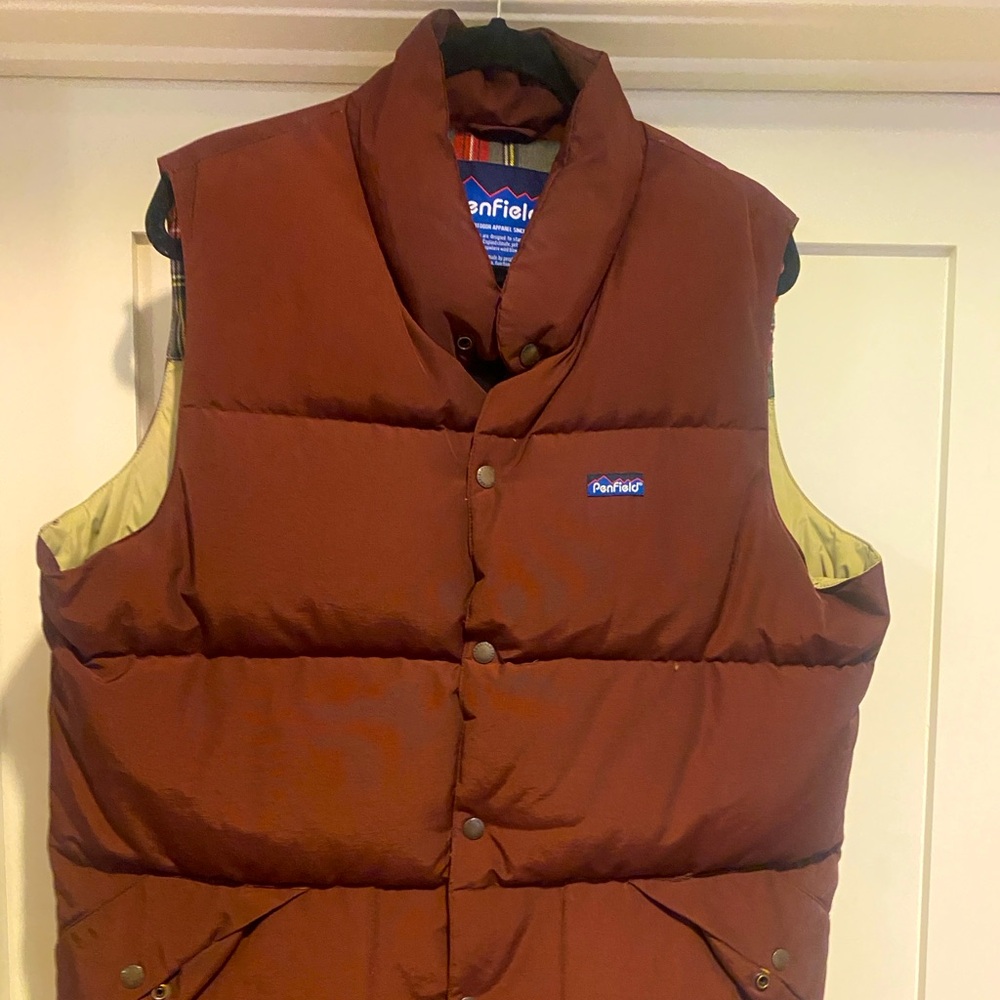 Penfield Outback Vest Mens Large L Burgundy - Retail $112